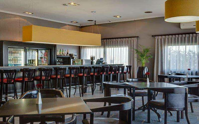 Protea Hotel By Marriott Cape Town Tyger Valley Белвил Екстериор снимка